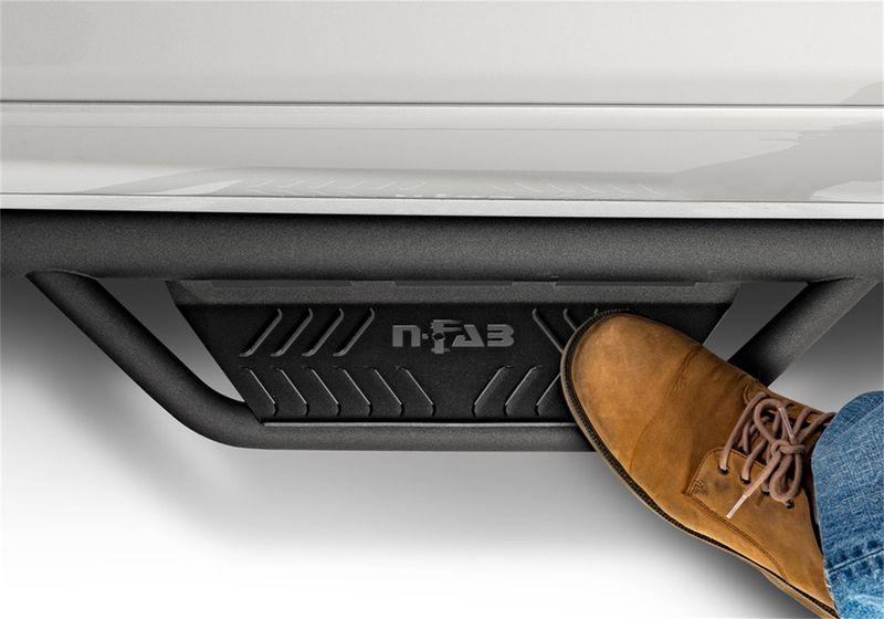 N-Fab Podium Lg Black Running Boards | 09–18 Ram 1500/2500/3500